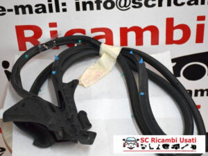 GUARNIZIONE PORTIERA ANTERIORE DESTRA FIAT 124 Spider Serie (348) 6000621951 (16>)