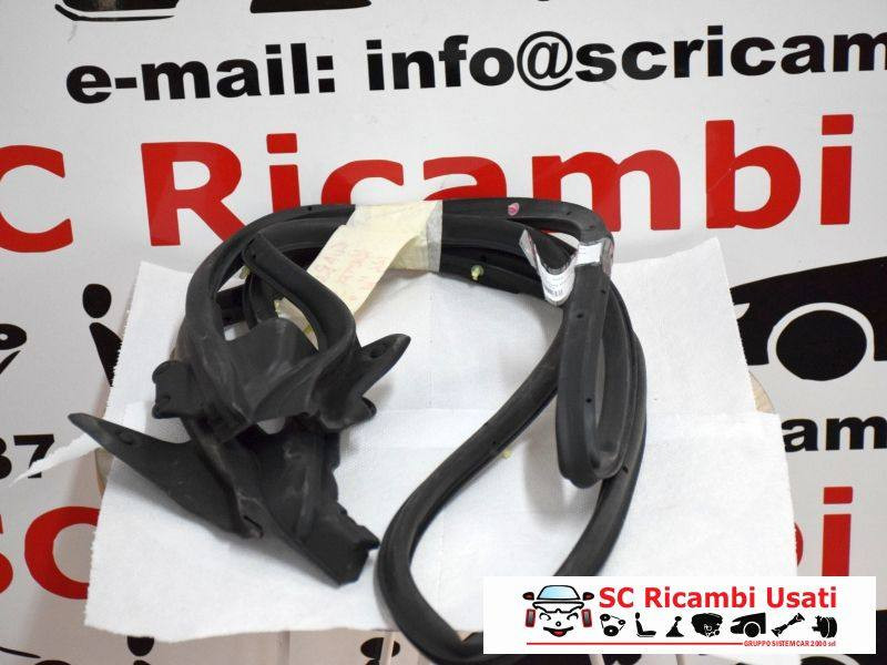 GUARNIZIONE PORTIERA ANTERIORE SINISTRA FIAT 124 Spider Serie (348) 6000621952 (16>)