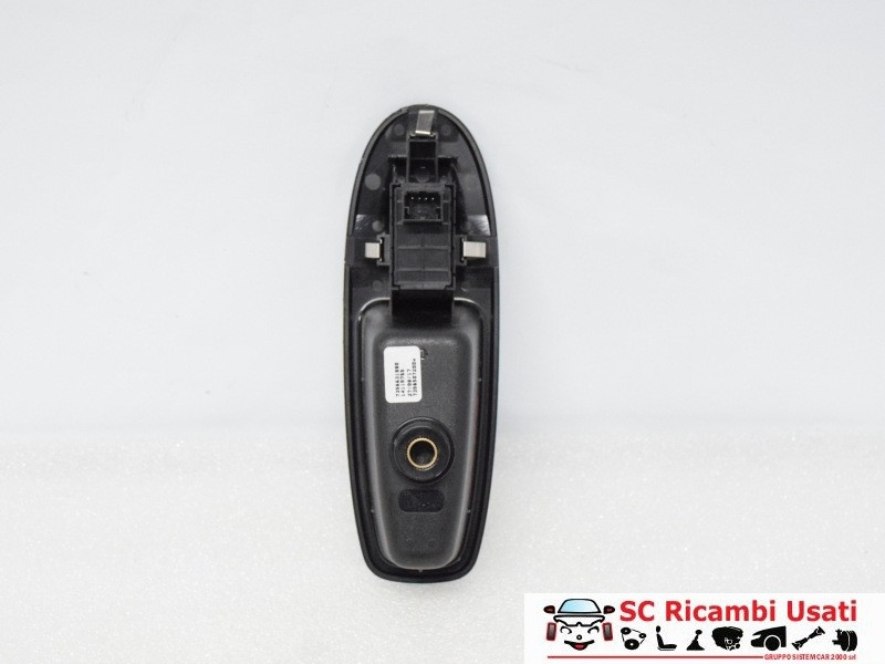 PULSANTE ALZAVETRO POSTERIORE SINISTRO FIAT 500 L Serie (351_352) 735555157 (12>)