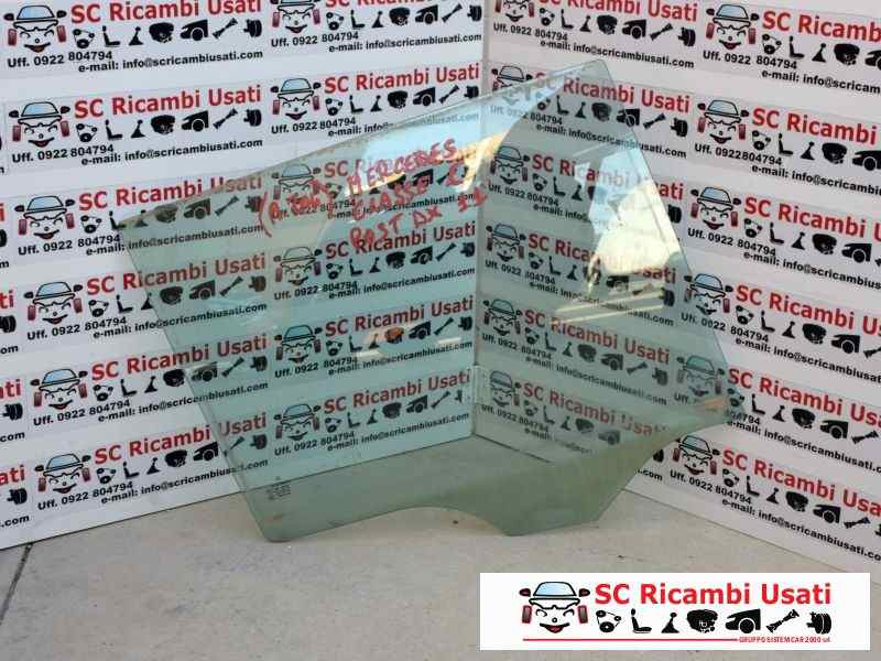 VETRO SCENDENTE POSTERIORE DESTRO MERCEDES Classe C Berlina W204 2° Serie (11>)
