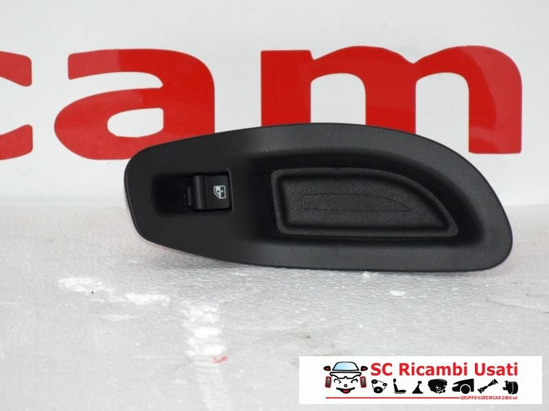 PULSANTE ALZAVETRO POSTERIORE SINISTRO FIAT 500 X Serie 735633157 (15>)