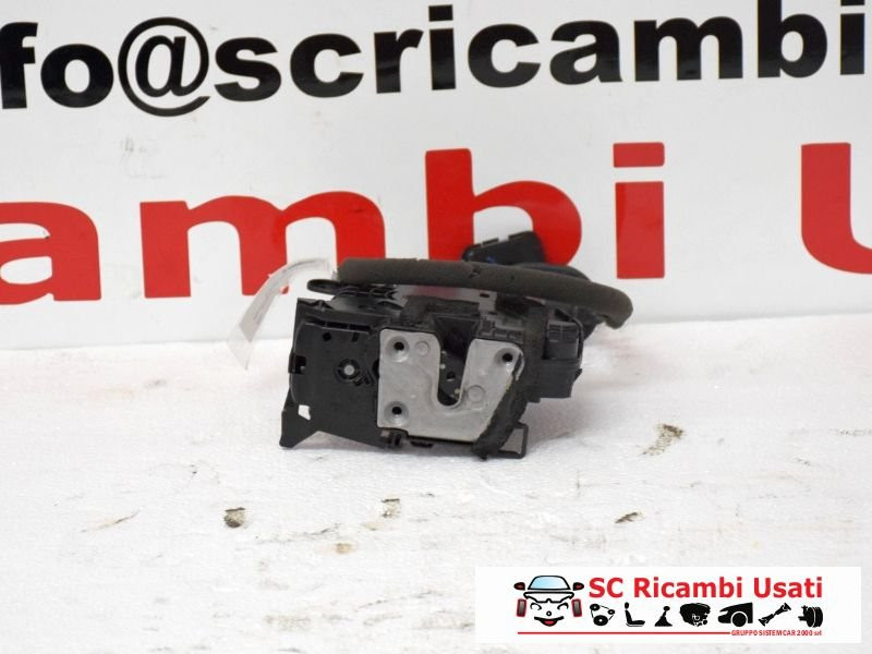 SERRATURA ANTERIORE DESTRA RENAULT Captur Serie 805022764R (13>19)