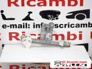 MECCANISMO ALZAVETRO POST. SX RENAULT Clio Serie IV 827013204R (12>19)