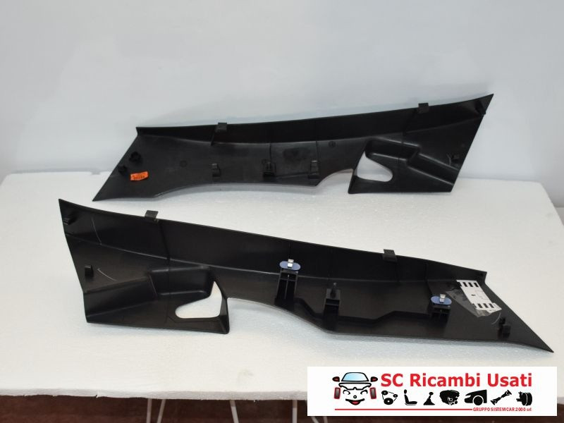RIVESTIMENTO MONTANTE POSTERIORE SX E DX RENAULT Clio Serie IV 849508987R (12>19)