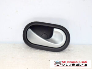 MANIGLIA INTERNA ANTERIORE DESTRA RENAULT Clio Serie Restyling 8200730863 (01>10)
