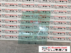 VETRO SCENDENTE ANTERIORE SINISTRO FORD Transit Connect 1° Serie (02>06)