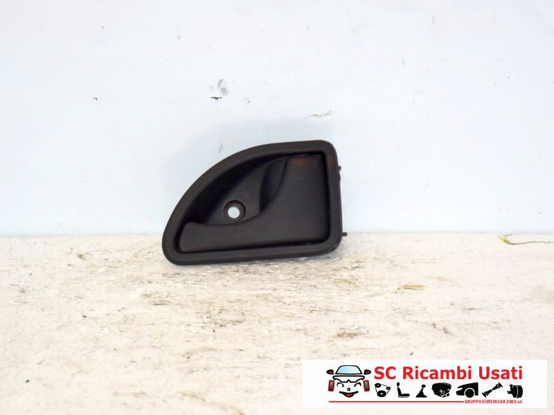 MANIGLIA INTERNA ANTERIORE DESTRA RENAULT Kangoo 3° Serie 8200247803 (03>07)