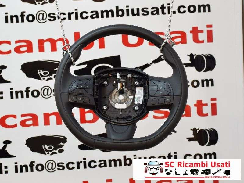 VOLANTE FIAT 500 X Serie 07356348910 (15>)
