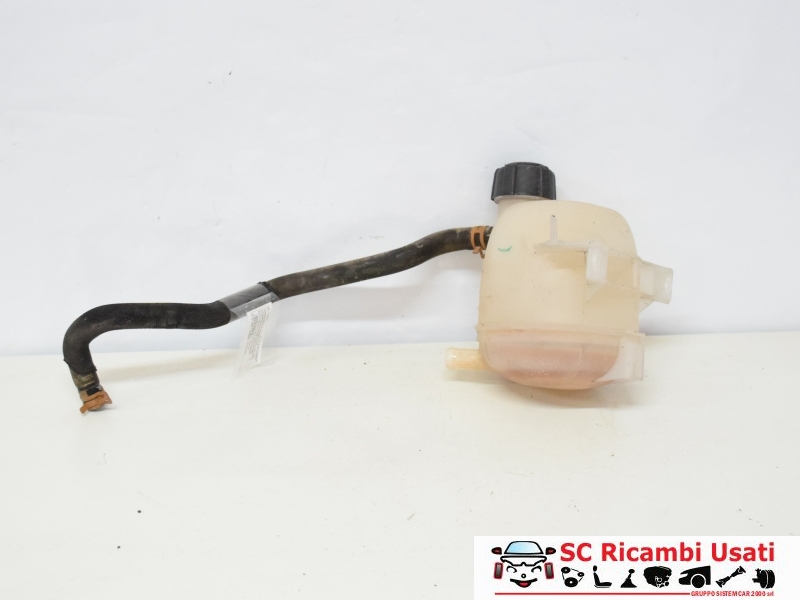 Vaschetta Liquido Radiatore 1.5 Dci Dacia Duster 8200766826 - 11831