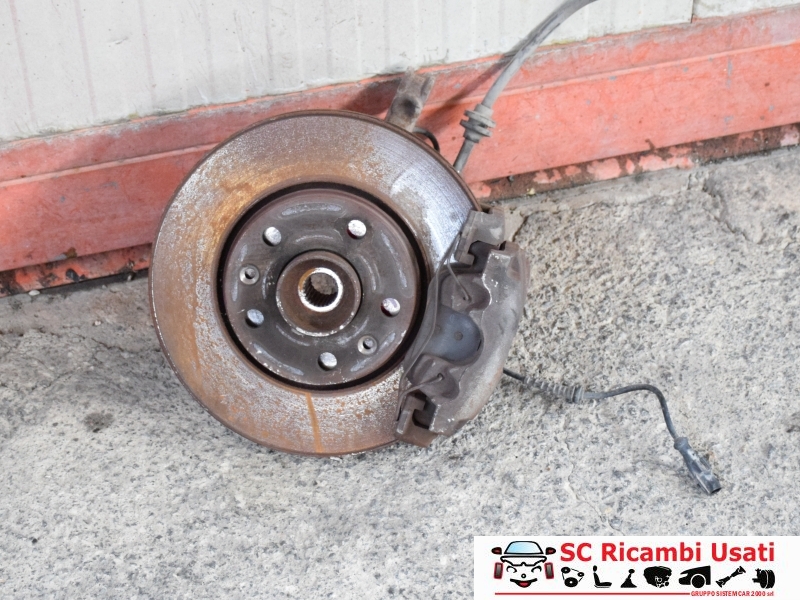 Mozzo Montante Anteriore Dx 1.5 Dci Dacia Duster  - 11947