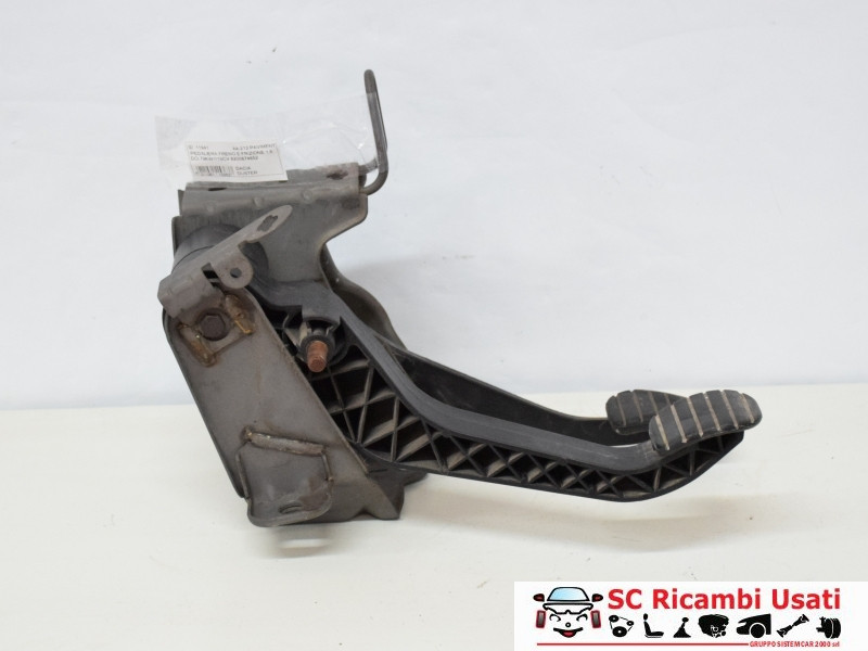PEDALIERA FRENO + FRIZIONE DACIA Duster 1° Serie 8200874852 (10>17)