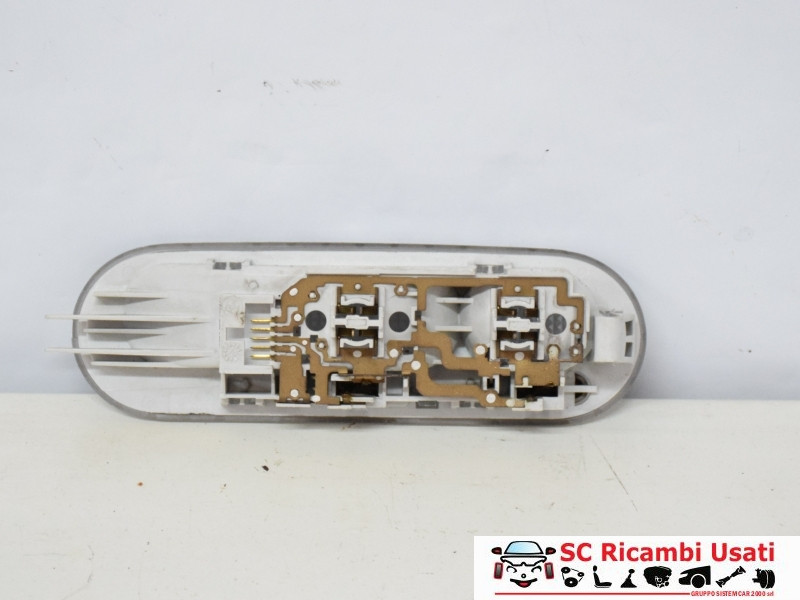 PLAFONIERA DACIA Duster 1° Serie 8200073231 (10>17)