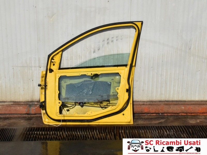 PORTIERA ANTERIORE DESTRA FORD Fiesta 4° Serie (02>05)