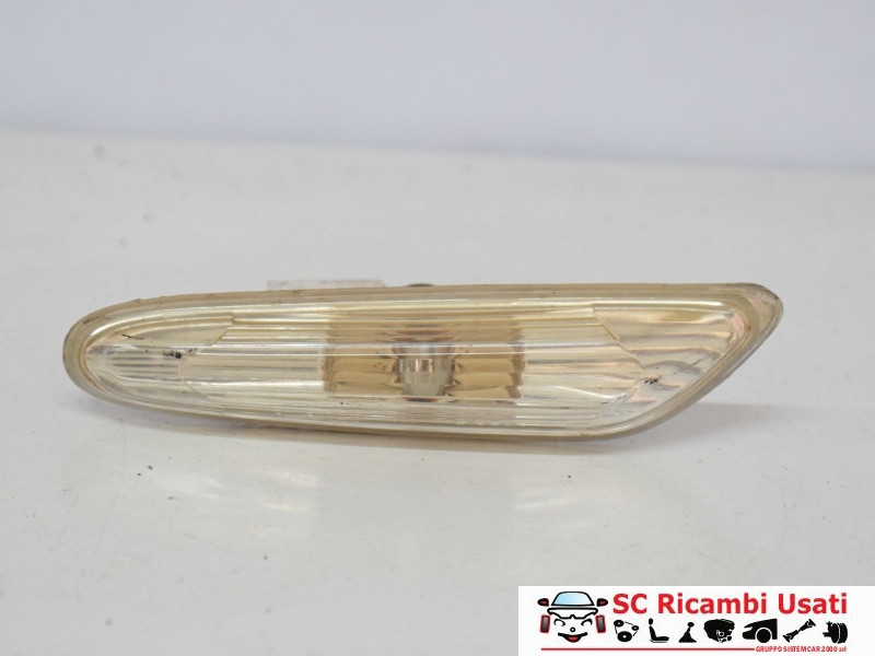 FRECCIA FANALINO ANT DX BMW Serie 3 E92 Coupé 63136932997 (06>10)