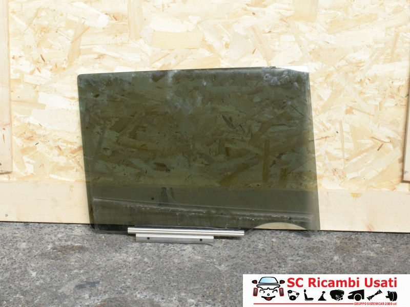 VETRO SCENDENTE POSTERIORE DESTRO SUZUKI Swift Serie (AZ) (17>) (17>23)