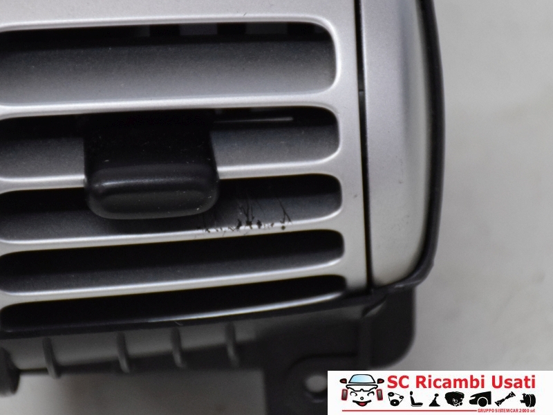 Bocchetta Diffusore Aria Centrale Smart Fortwo 451 A4518300254 - 14968 Bocchetta Diffusore Aria Centrale Smart Fortwo 451 A4518300254 - 14968