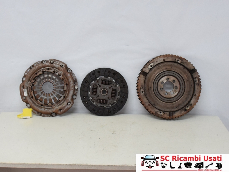 Kit Frizione E Volano Renault Kangoo 302057404R 30210369R - 15003