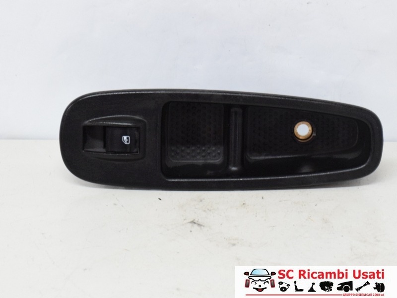 Pulsantiera Alzavetro Ant Dx Fiat 500l 2017 735663196 - 16057