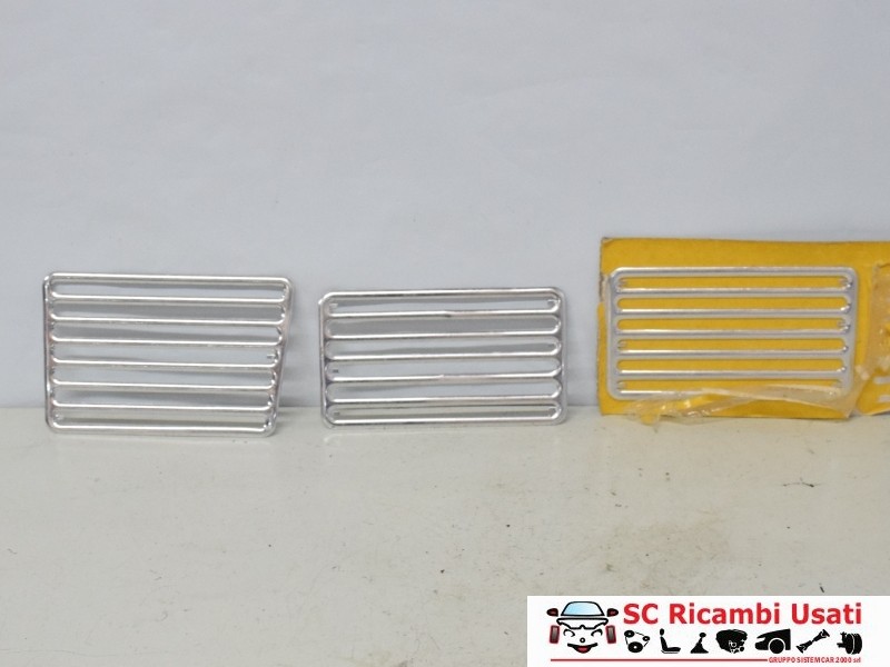 Griglie Cofano Motore Volkswagen Maggiolino - 15740 Griglie Cofano Motore Volkswagen Maggiolino - 15740