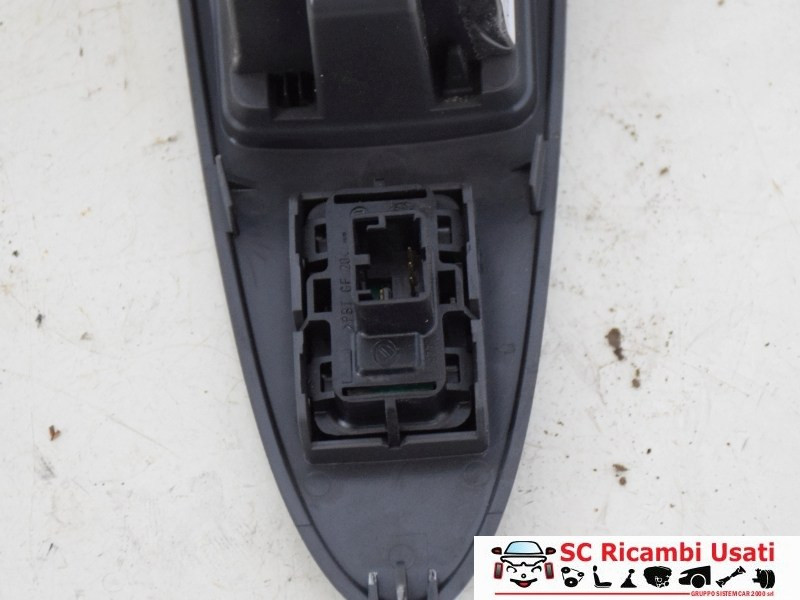 PULSANTE ALZAVETRO POSTERIORE SINISTRO FIAT Croma 3&deg; Serie 735436212 (07>)