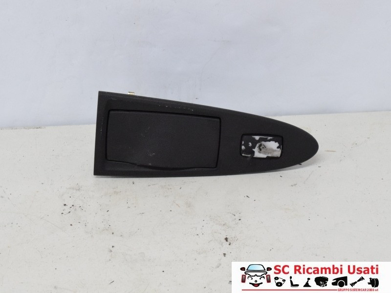 PULSANTE ALZAVETRO POSTERIORE SINISTRO FIAT Croma 3&deg; Serie 735436212 (07>)