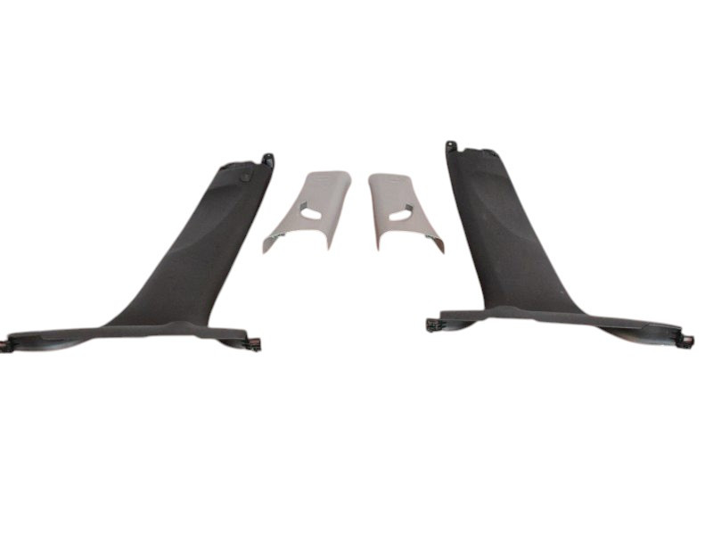 RIVESTIMENTO MONTANTE CENTRALE ALFA ROMEO Giulietta Serie (940_) (10>13)