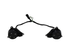 COMANDI AL VOLANTE MULTIFUNZIONE MERCEDES Viano Serie (639) A6398200138 (10>14)