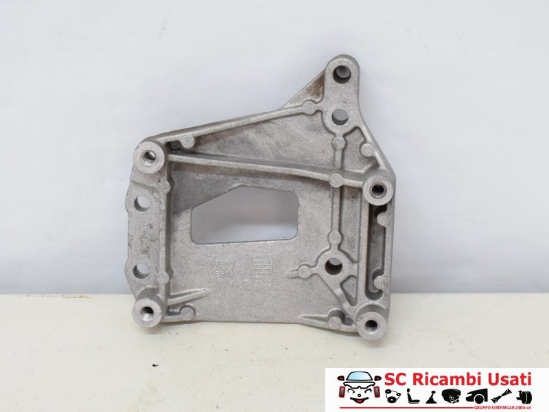 Supporto Compressore Clima Fiat Punto 188 1.3 Mjt 73501350 - 17001 Supporto Compressore Clima Fiat Punto 188 1.3 Mjt 73501350 - 17001