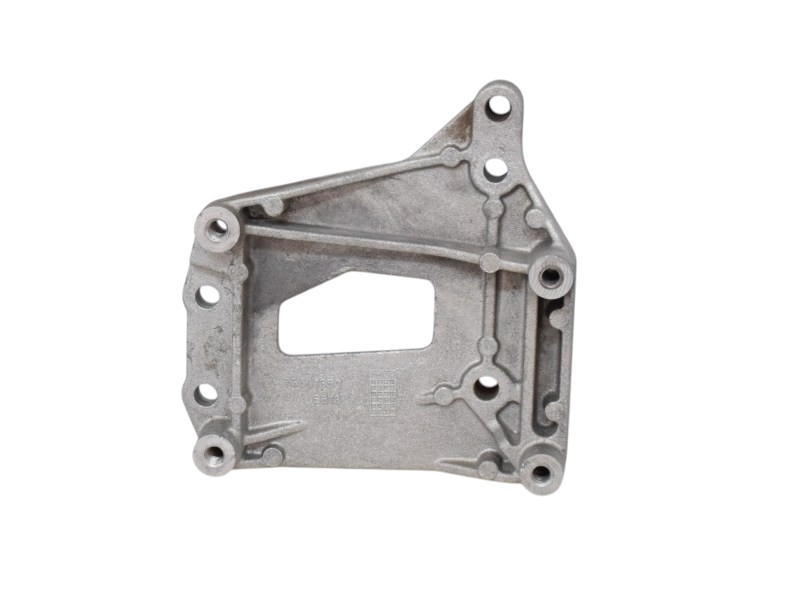 Supporto Compressore Clima Fiat Punto 188 1.3 Mjt 73501350 - 17001 Supporto Compressore Clima Fiat Punto 188 1.3 Mjt 73501350 - 17001