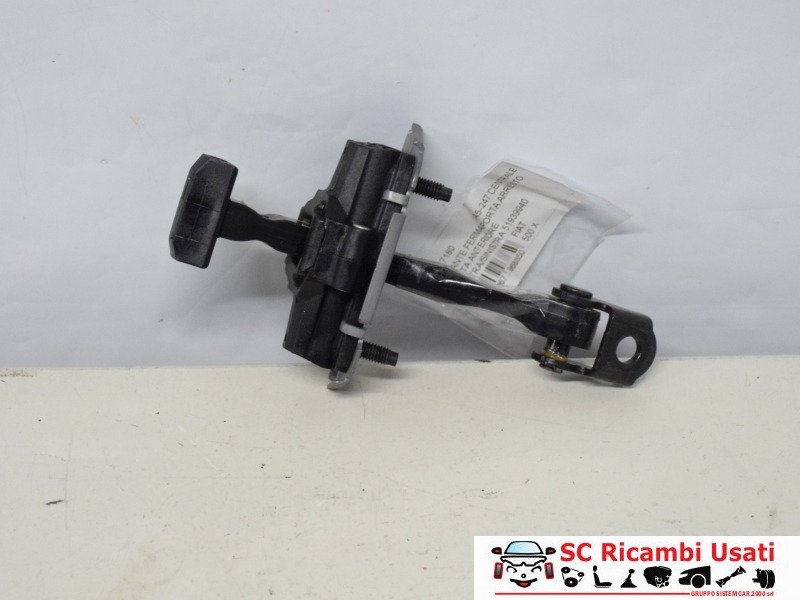 Tirante Fermaporta Anteriore Fiat 500x 51939940 Tirante Fermaporta Anteriore Fiat 500x 51939940