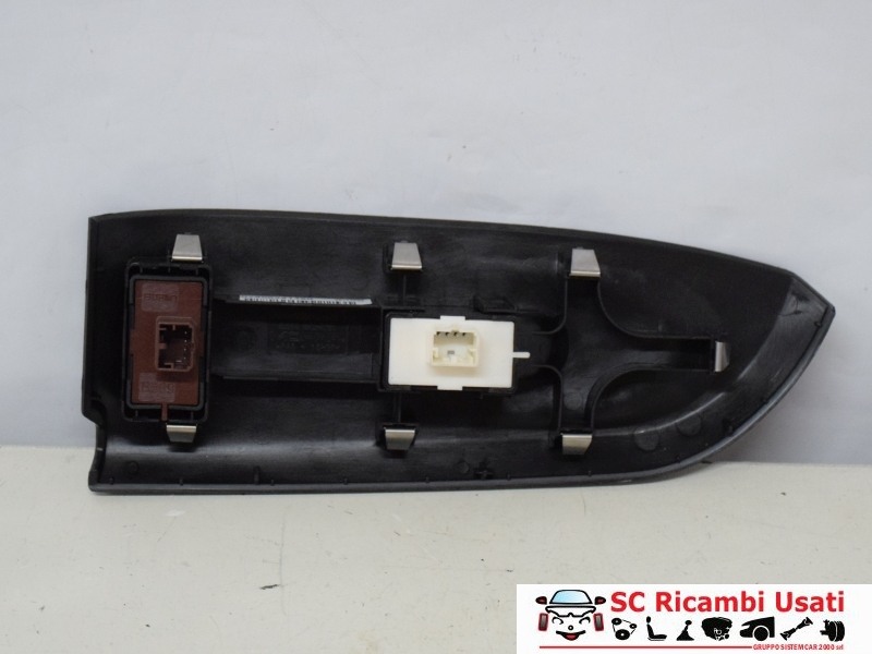 Pulsante Alzavetro Anteriore Destro Fiat 500x 2019 735633146 735605634 - 17190