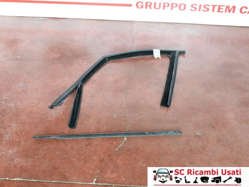 Guarnizione Porta Anteriore Sinistra Sx Fiat 500l  - 17272