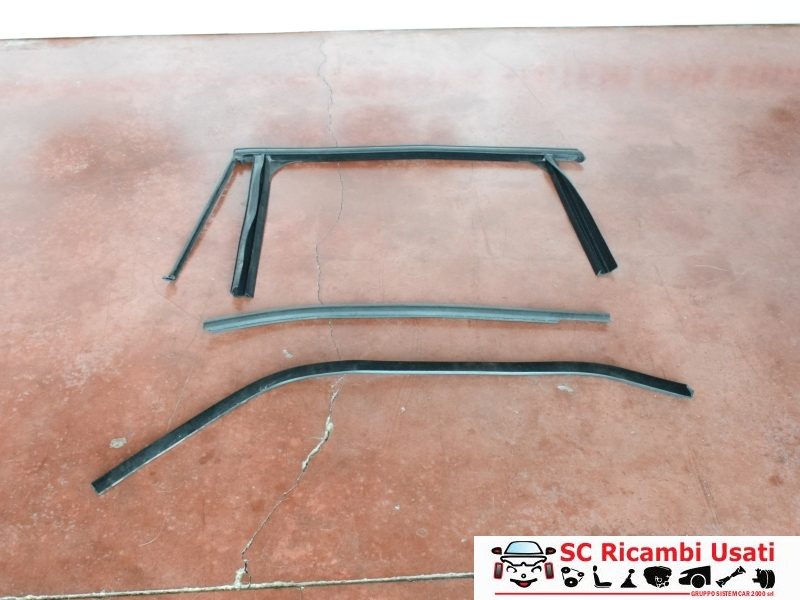 Guarnizione Porta Posteriore Sinistra Sx Lancia Y 51944647 52056275 - 17273