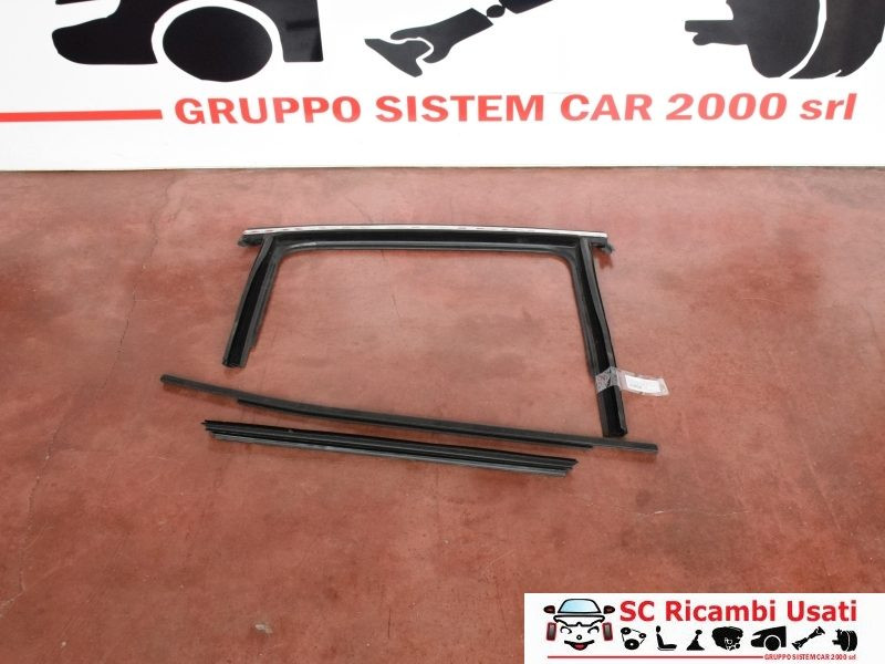 GUARNIZIONE PORTIERA POSTERIORE DESTRA JEEP Compass Serie (16>)