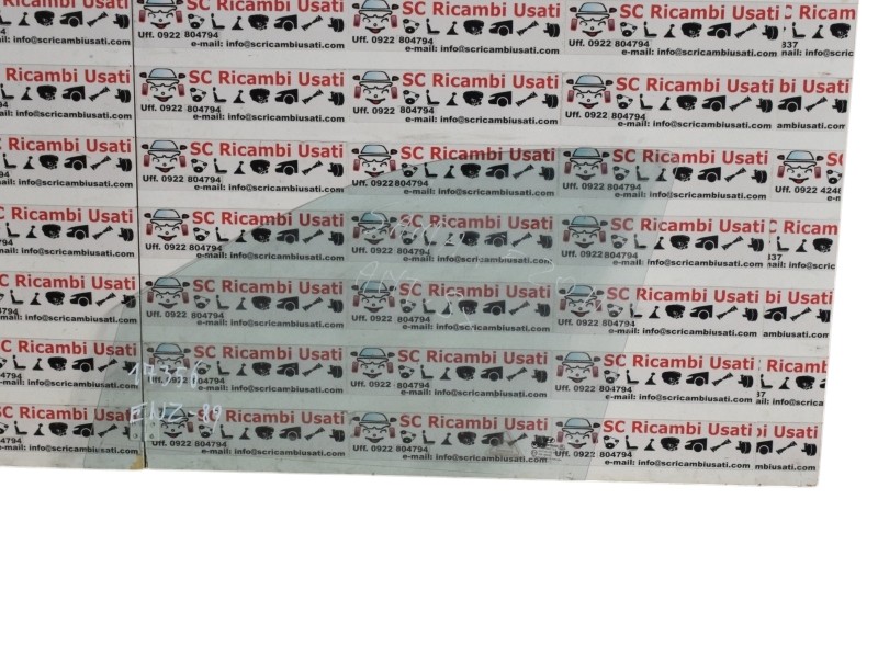 Vetro Anteriore Sinistro Hyundai Santa Fe - 17556 Vetro Anteriore Sinistro Hyundai Santa Fe - 17556