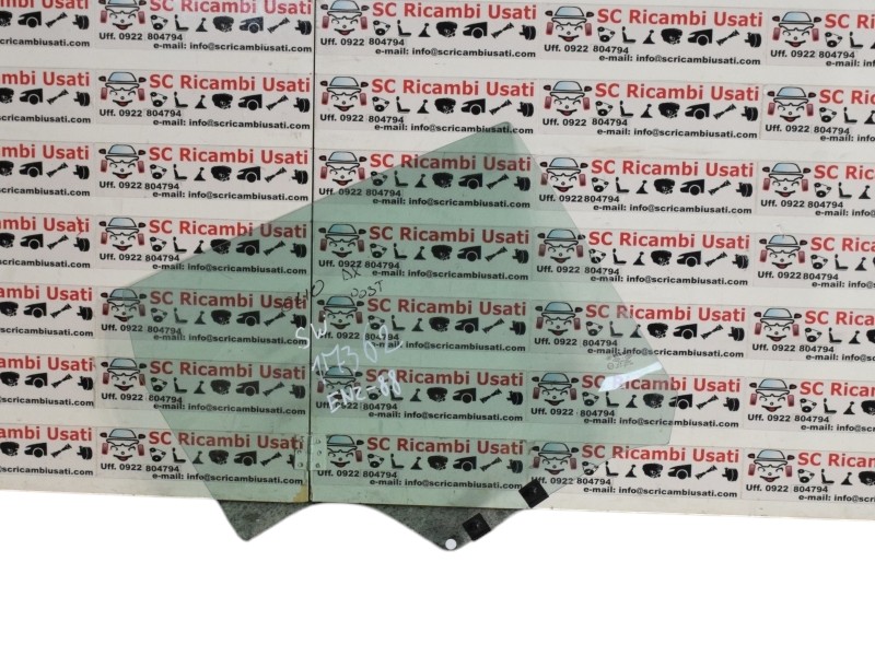 Vetro Posteriore Destro Renault Clio 4 Sw - 17562 Vetro Posteriore Destro Renault Clio 4 Sw - 17562