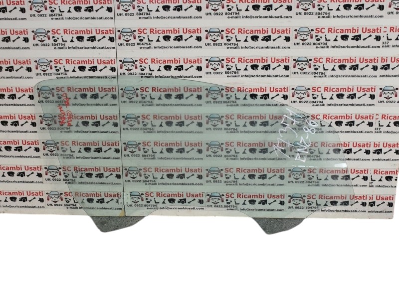 Vetro Destro Opel Corsa 3 Porte  - 17571