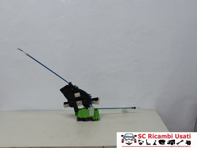 Serratura Posteriore Destra Alfa Giulietta 50522869 - 17582 Serratura Posteriore Destra Alfa Giulietta 50522869 - 17582