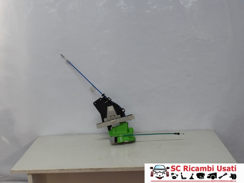 Serratura Posteriore Sinistra Alfa Giulietta 50522879 - 17585 Serratura Posteriore Sinistra Alfa Giulietta 50522879 - 17585