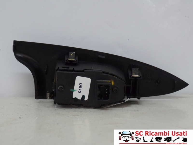 Pulsante Alzavetro Posteriore Sx Alfa Giulietta 156094789 - 17613 Pulsante Alzavetro Posteriore Sx Alfa Giulietta 156094789 - 17613