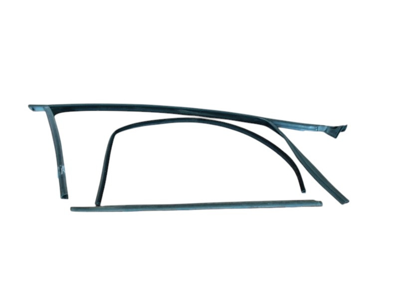 GUARNIZIONE PORTIERA ANTERIORE DESTRA ALFA ROMEO Giulietta Serie (940_) 50509898 (13>)
