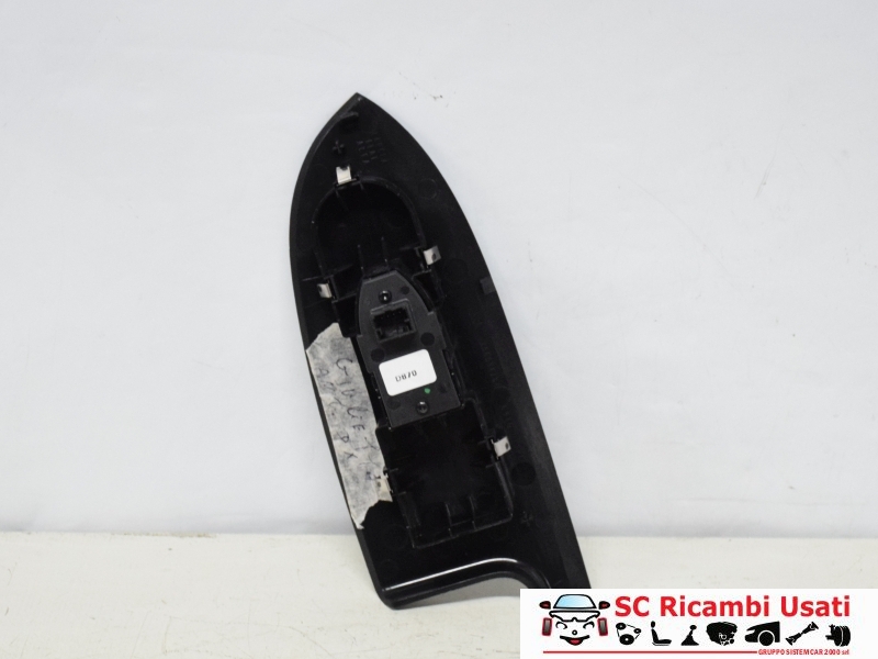 Pulsante Alzavetro Porta Ant Dx Alfa Giulietta 156094784 Pulsante Alzavetro Porta Ant Dx Alfa Giulietta 156094784