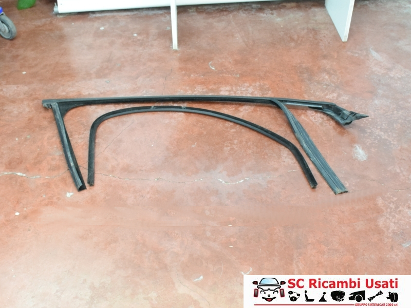 Guarnizione Porta Anteriore Destra Dx Lancia Delta 51876507 - 18378