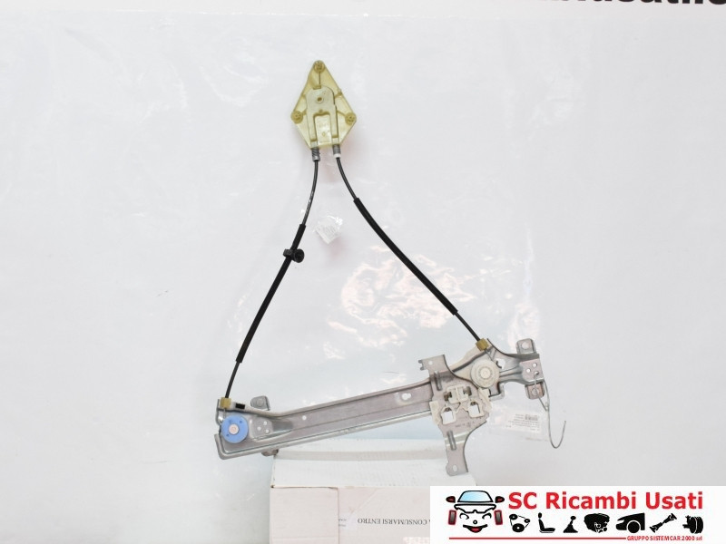 MECCANISMO ALZAVETRO POST. SX RENAULT Megane III 827210003R (08>16)