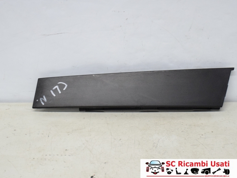 Modanatura Porta Posteriore Renault Clio 5 822835668R - 19575 Modanatura Porta Posteriore Renault Clio 5 822835668R - 19575