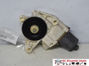 Alzavetro Posteriore Sinistro Mercedes Classe C A2048200542 0130822505