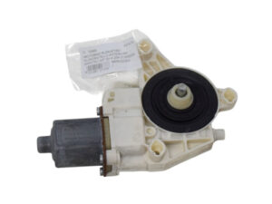 MOTORINO ALZAVETRO ANTERIORE SINISTRO MERCEDES Classe C Berlina W204 2° Serie A2048200142 (11>)