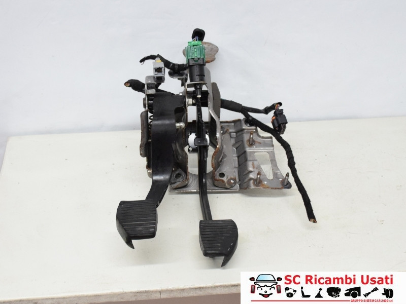 PEDALIERA FRENO + FRIZIONE CITROEN DS4 1° Serie 4501CL (11>)