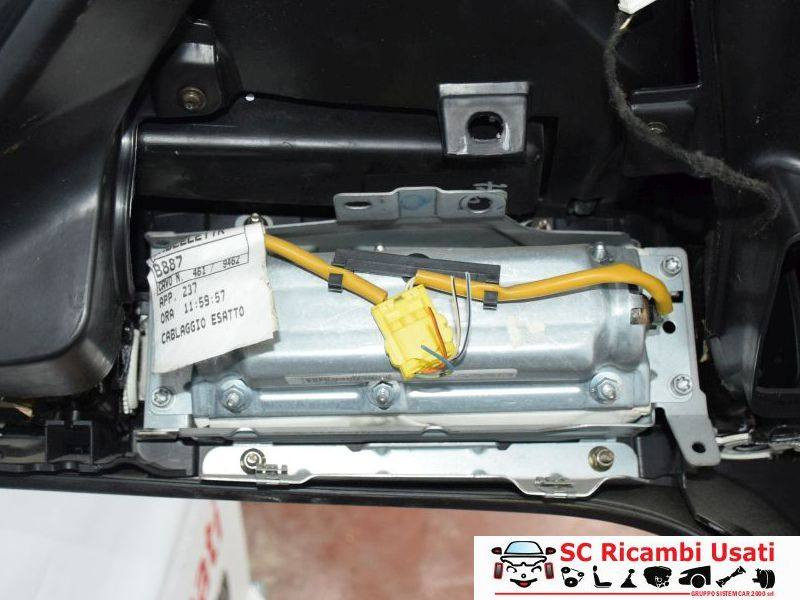 RIVESTIMENTO MONTANTE POSTERIORE SX E DX TOYOTA Aygo 3° Serie 624710H170B0 (15>)