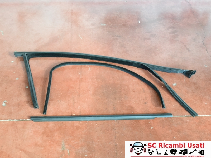 Guarnizione Porta Anteriore Dx Alfa Giulietta 50509898 - 20710